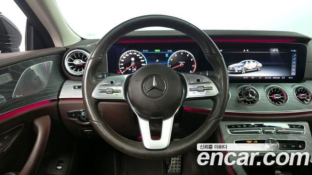 Mercedes-Benz CLS-Class 2020 — Photo 13/20