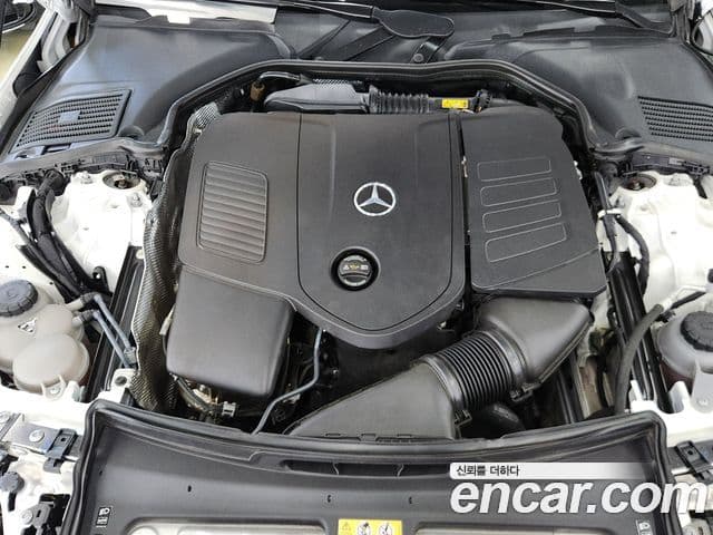 Mercedes-Benz C-Class 2022 — ფოტო 5/20