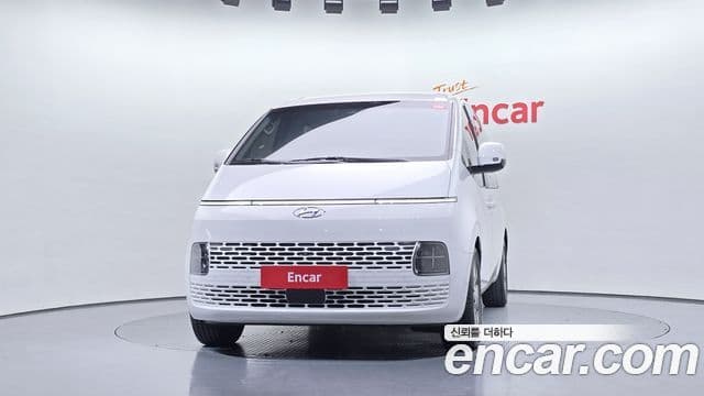 Hyundai Staria 2022 — Photo 3/20