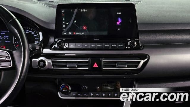 Kia Seltos 2020 — ფოტო 18/20