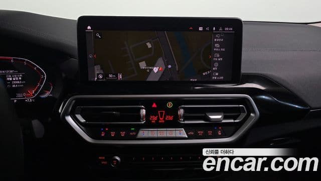 BMW X3 2022 — ფოტო 14/20