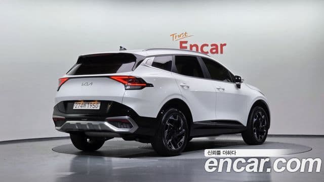 Kia Sportage 2022 — ფოტო 2/20