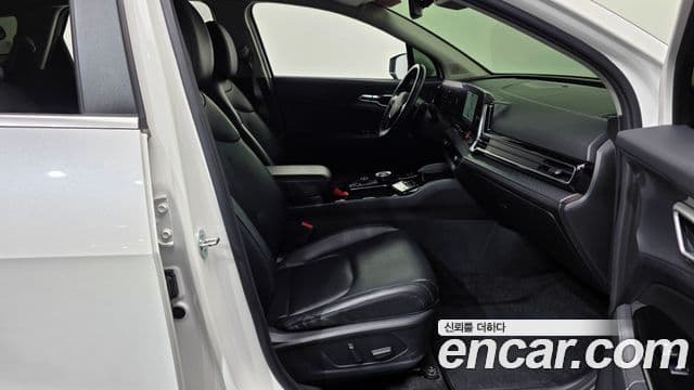 Kia Sportage 2022 — ფოტო 11/20