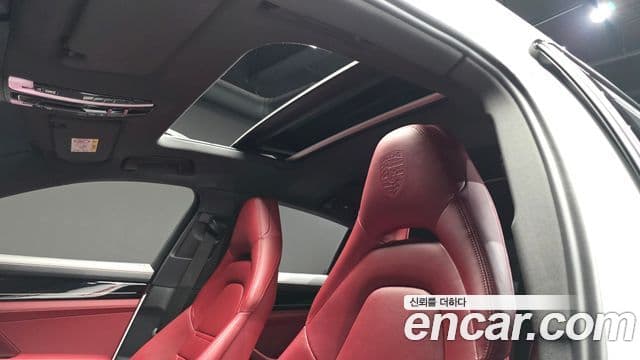 Porsche Panamera 2020 — Şəkil 16/20