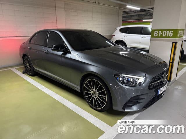 Mercedes-Benz E-Class 2023 — ფოტო 2/14