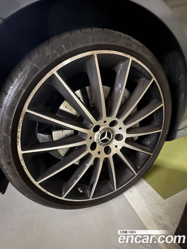 Mercedes-Benz E-Class 2023 — ფოტო 10/14