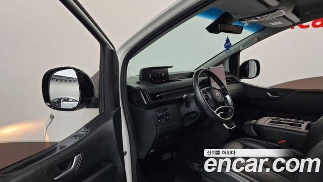Hyundai Staria 2022 — Фото 10/20