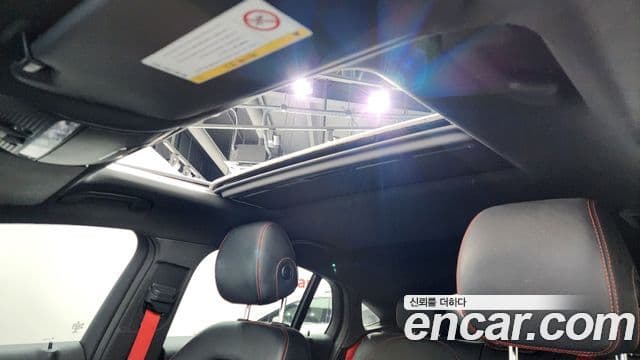 Mercedes-Benz GLC-Class 2019 — Şəkil 19/20