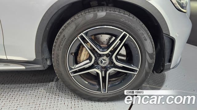Mercedes-Benz GLC-Class 2020 — Şəkil 18/20