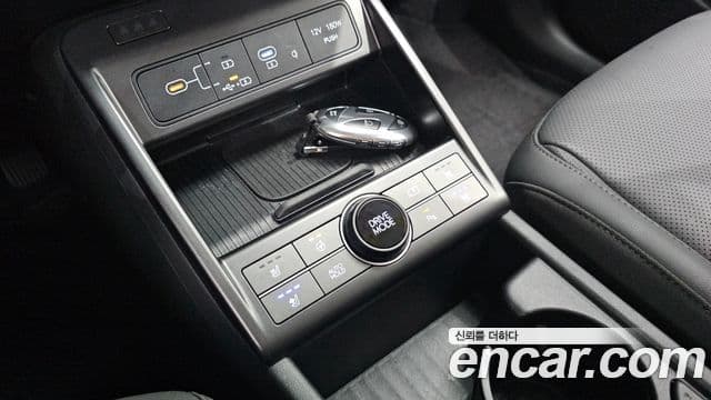 Hyundai Kona 2024 — фото 15 из 20