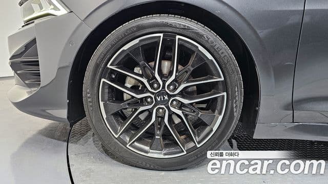 Kia K5 2020 — ფოტო 5/20