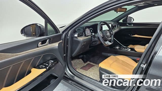 Kia K5 2020 — ფოტო 11/20
