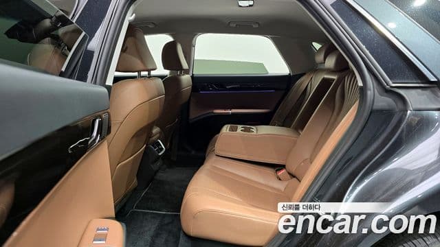 Hyundai Grandeur Hybrid 2023 — ფოტო 19/20