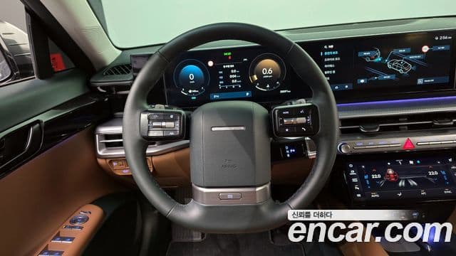 Hyundai Grandeur Hybrid 2023 — ფოტო 2/20