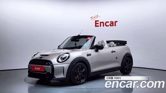 Mini Cooper S Convertible 2022 — ფოტო 14/20