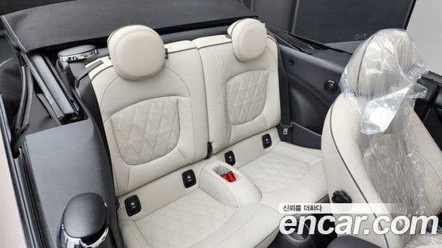 Mini Cooper S Convertible 2022 — ფოტო 7/20