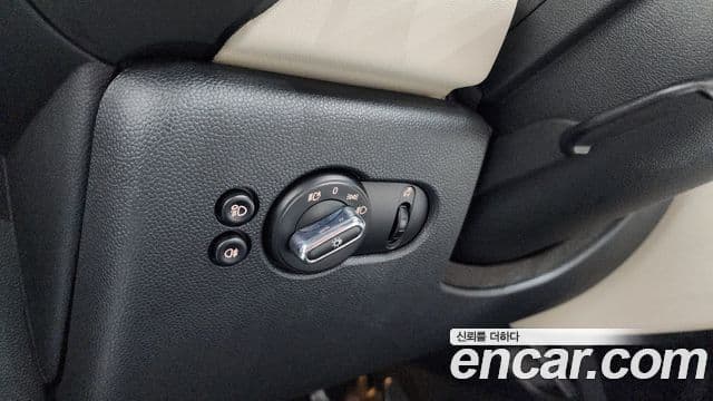 Mini Cooper S Convertible 2022 — ფოტო 11/20