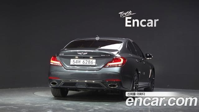 Genesis G70 2018 — ფოტო 4/20