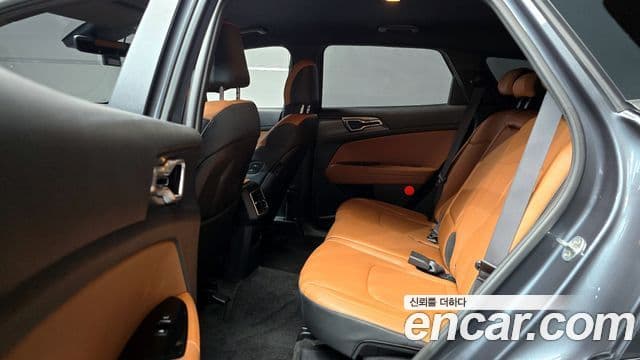 Kia Sportage 2021 — ფოტო 2/20