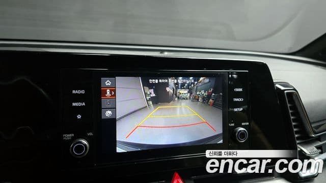 Kia Sportage 2021 — ფოტო 11/20
