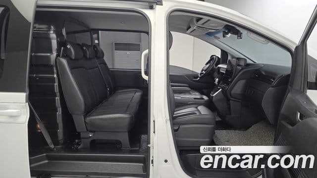 Hyundai Staria 2022 — Şəkil 12/20