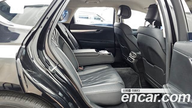 Genesis Electrified G80 2021 — Şəkil 12/20