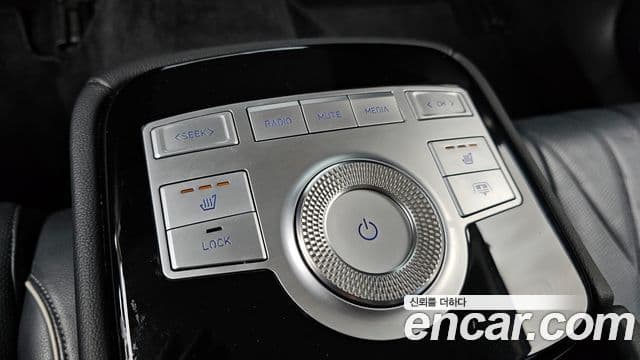 Genesis Electrified G80 2021 — Şəkil 19/20