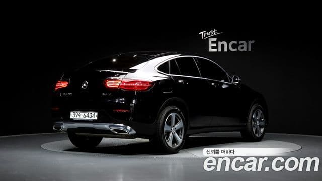 Mercedes-Benz GLC-Class 2019 — ფოტო 2/20
