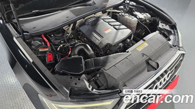 Audi A6 2021 — ფოტო 5/20
