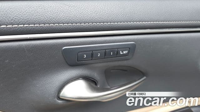 Lexus ES300h 2018 — ფოტო 16/20