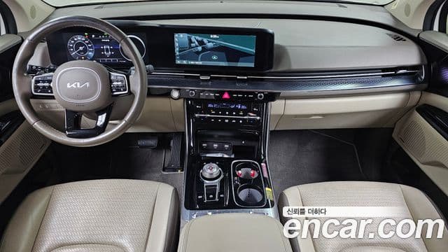 Kia Carnival 2022 — ფოტო 7/20