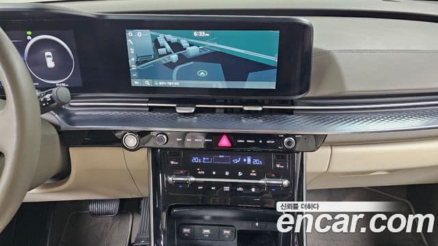 Kia Carnival 2022 — ფოტო 14/20