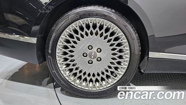 Genesis G80 2023 — Photo 13/20