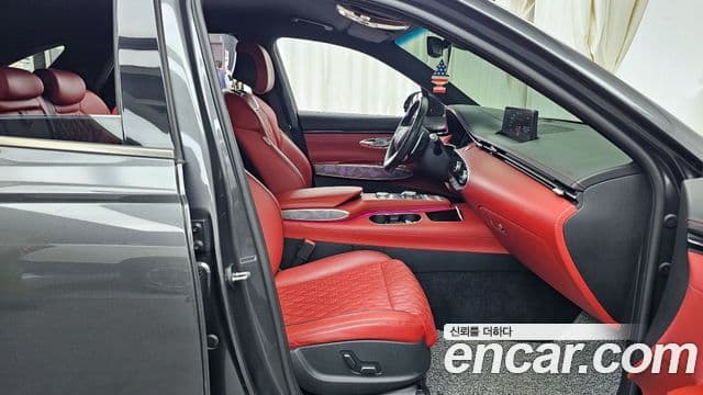 Genesis GV70 2023 — ფოტო 11/20