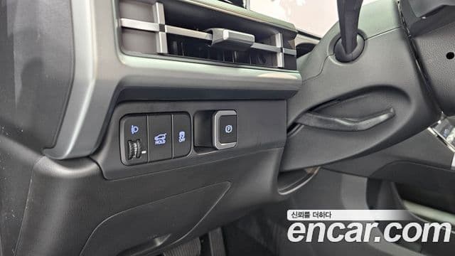 Hyundai Santa Fe 2023 — Photo 9/20