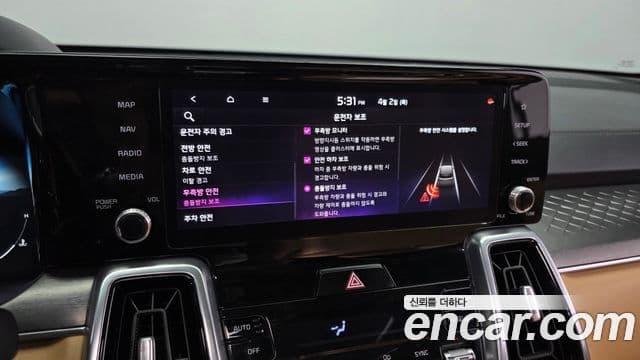 Kia Sorento 2020 — ფოტო 16/20