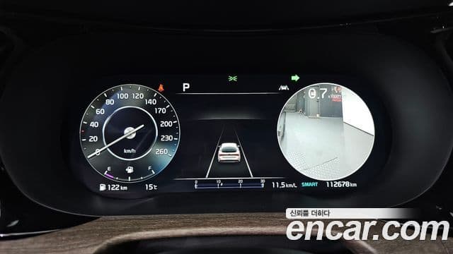Kia K5 2021 — ფოტო 8/20