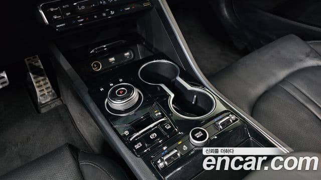 Kia K5 2021 — ფოტო 9/20