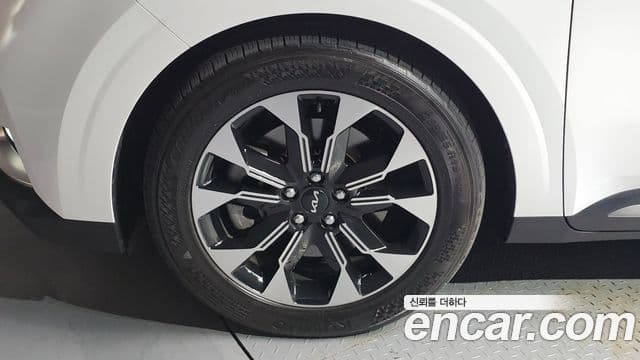 Kia Carnival 2023 — Şəkil 5/20