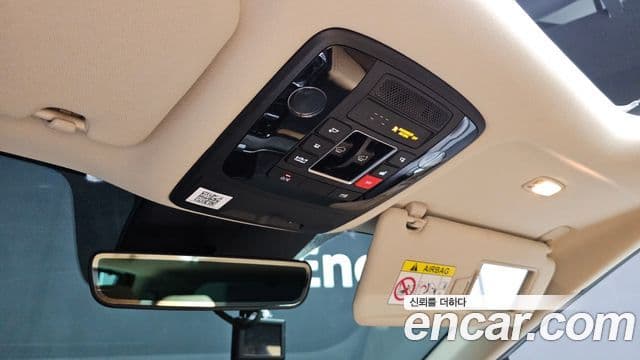 Kia Carnival 2023 — Şəkil 17/20