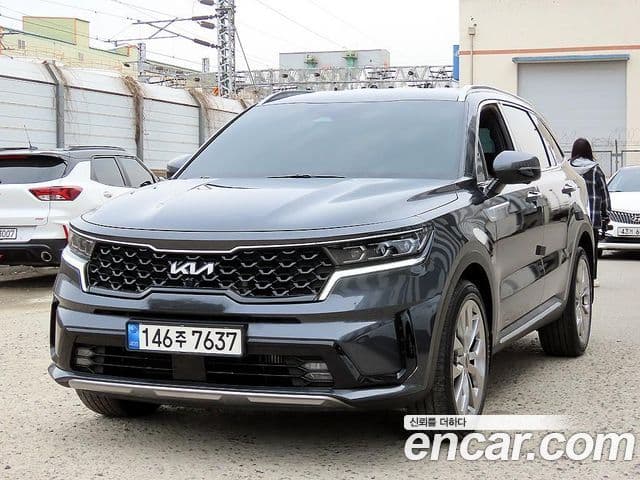 Kia Sorento 2023 — ფოტო 1/20