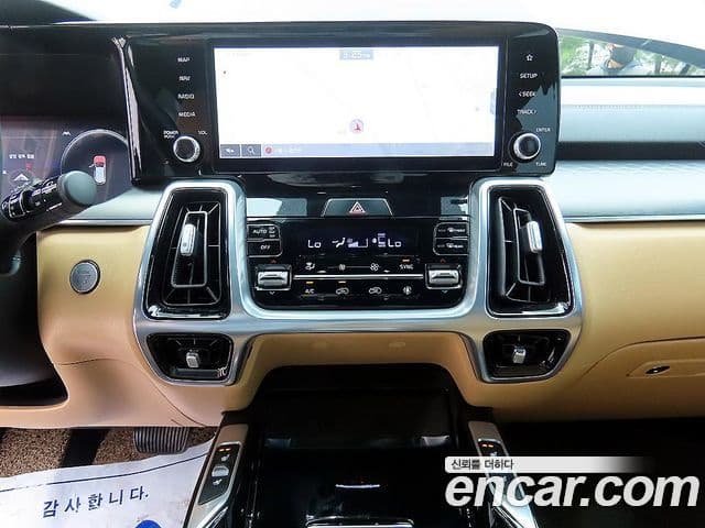 Kia Sorento 2023 — ფოტო 12/20
