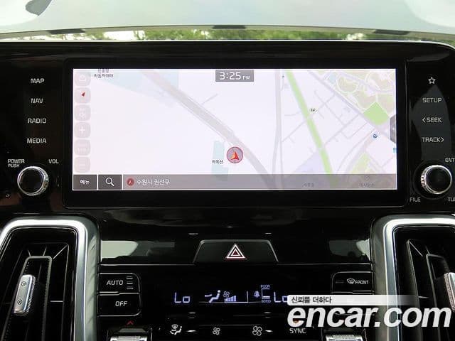 Kia Sorento 2023 — ფოტო 13/20
