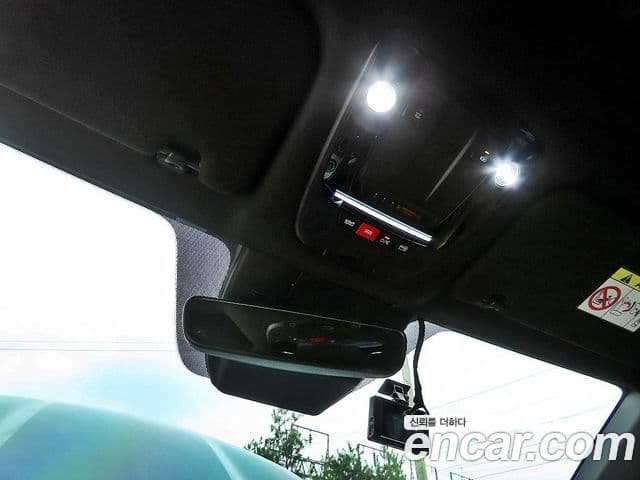 Kia Sorento 2023 — ფოტო 14/20