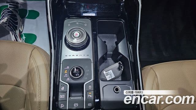 Kia Sorento 2024 — ფოტო 8/20