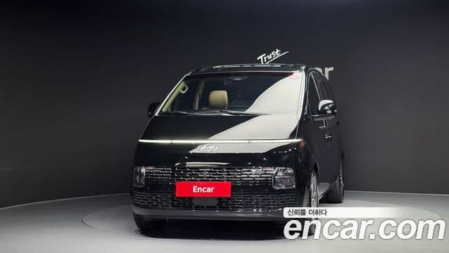 Hyundai Staria 2022 — ფოტო 3/20