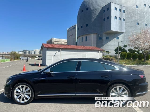 Volkswagen Arteon 2022 — ფოტო 2/15