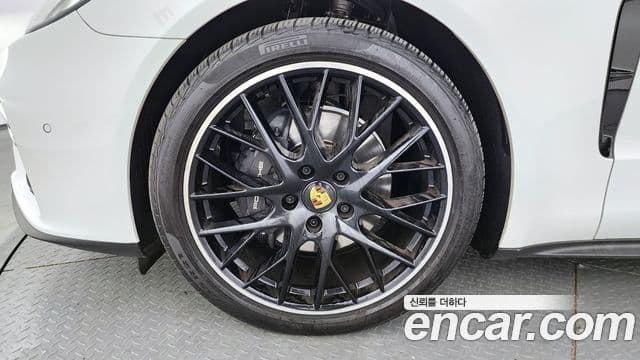 Porsche Panamera 2023 — Şəkil 4/20