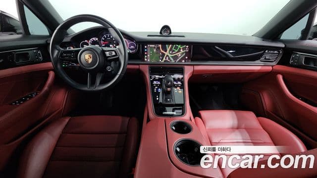Porsche Panamera 2023 — Şəkil 10/20