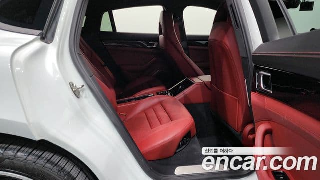Porsche Panamera 2023 — Şəkil 12/20